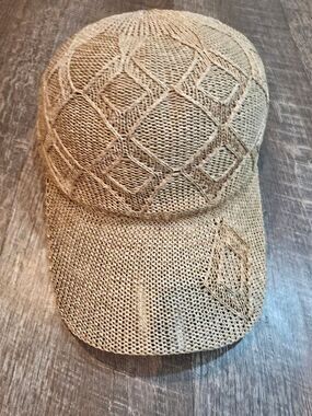 Woven Metallic Gold And Raffia Baseball Cap in Natural Tan